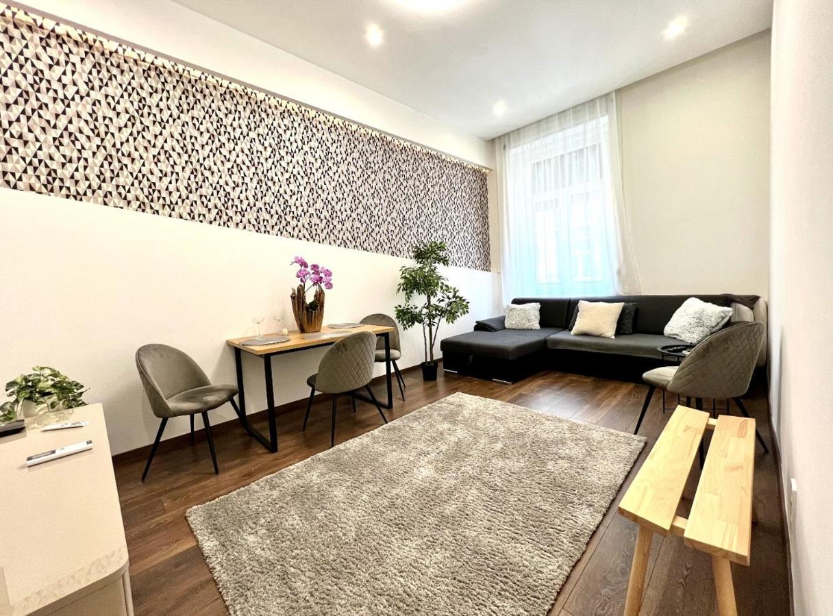 Wonderful Design Apartment In The City Centre Budapest Exterior photo